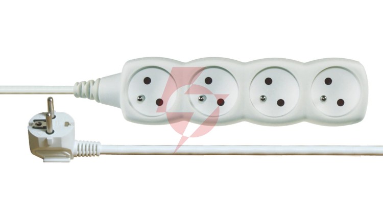 Przedłużacz 4-gniazda z/u 3m /H05VV-F 3G1/ biały P0413