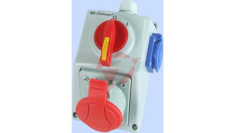Zestaw instalacyjny z rozłącznikiem 32A 5P 400V, 1x16A 250V 2P+Z O-I C32-18.1N IP54 974012