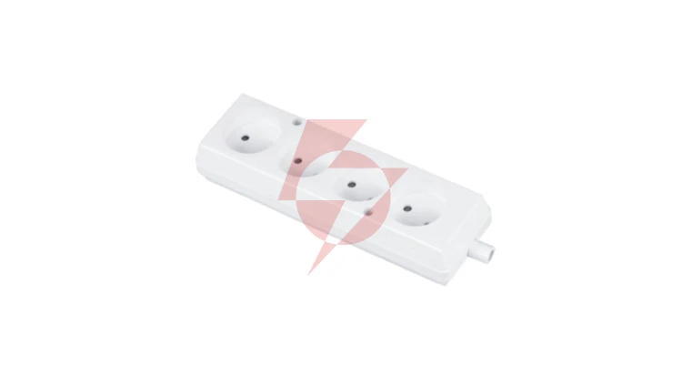 Gniazdo przenośne czterokrotne 16A 2P 250V białe GN-460