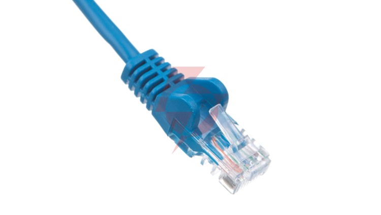 Kabel krosowy patchcord U/UTP kat.5e CCA niebieski 0,5m 68335