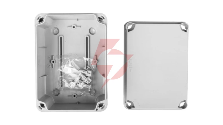 Puszka natynkowa LIGHT 162x116x76 6xM25 4xM40 gładka IP66/67 EL-161