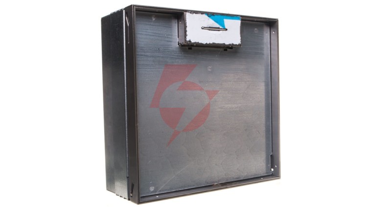 Puszka podłogowa kompletna 250x250 4x gniazda 16A z/u UDHOME9 V N 7427316