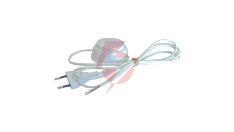 Przyłączacz z wtyczką płaską z wyłącznikiem nożnym do lamp, dwutorowy 250V 2,5A PWN-2/2X0,5/1,9 BIAŁY