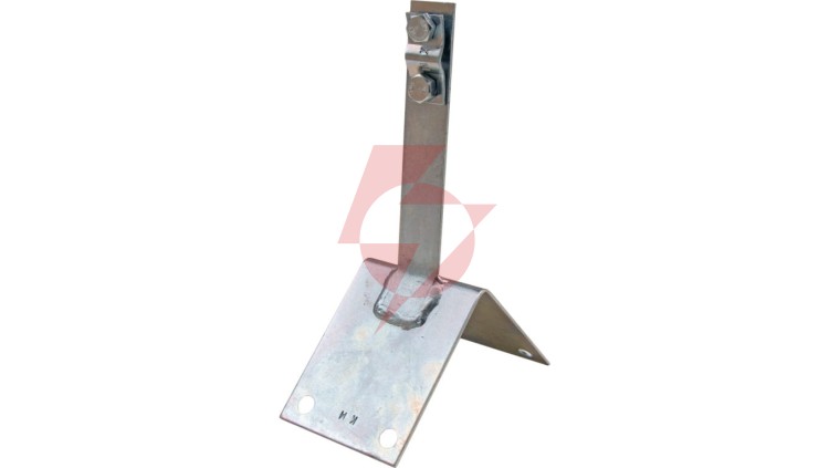 Uchwyt na kalenicę do drutu odgromowego KM45