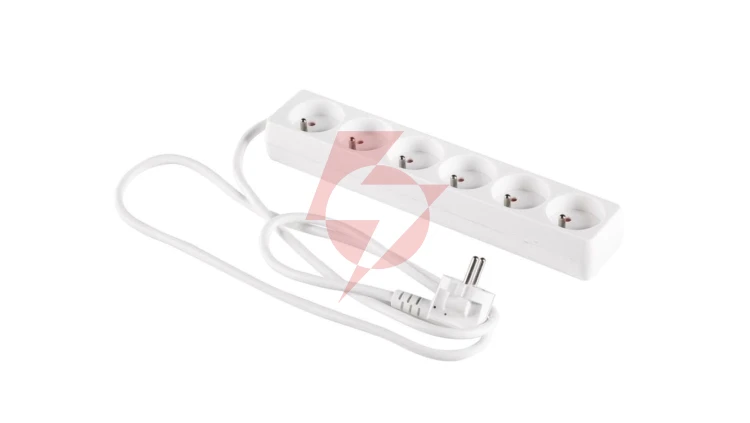 Przedłużacz 6-gniazd z/u 1,5m /H05VV-F 3G1/ biały PM-BW-6G-15