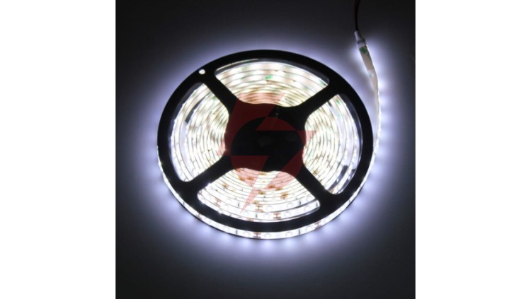 Taśma LED 2835 60 diod/m 24W 4,8W/m 12V IP20 CW 6500K /5m/