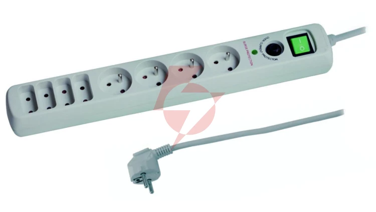Przedłużacz 8-gniazdowy, 1,5m z filtrem przepięciowym, z wyłącznikiem, 3x1,0mm OWY 25026