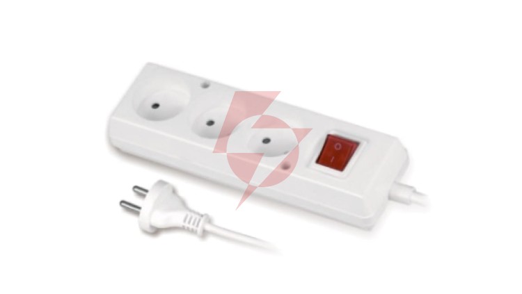 Przedłużacz z wyłącznikiem 3-gniazda b/u 10A 1,5m /OMY 2x1/ biały PS-360WS T-106040