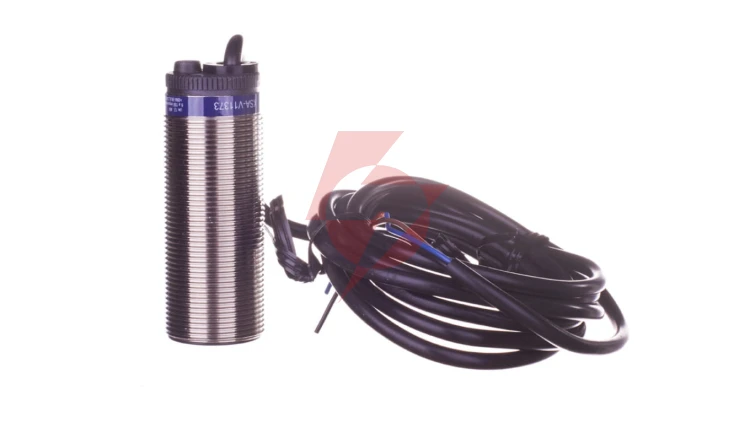 Czujnik indukcyjny M30 10mm 12-48V DC PNP 1R 3-przewodowy (2m) f=6-150c/min XSAV11373