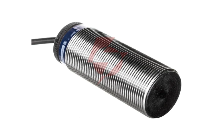 Czujnik indukcyjny M30 10mm 12-48V DC PNP 1R 3-przewodowy (2m) f=120-3000c/min XSAV12373