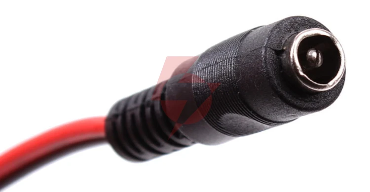 Gniazdo zasilające na przewodzie 2.1/5.5mm