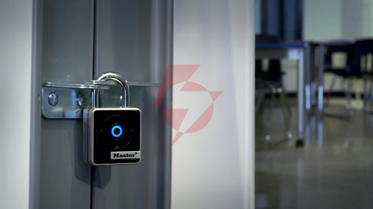 Kłódka elektroniczna bt master lock 4400eurec