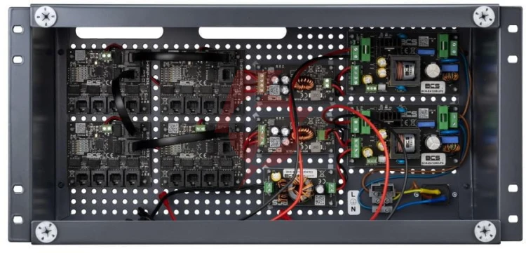 Zestaw do zasilania buforowego 17 odbiorników poe bcs power bcs-ups/ip16/e-s/rack5u