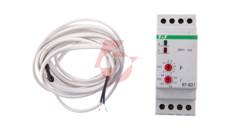 Regulator temperatury RT-821
