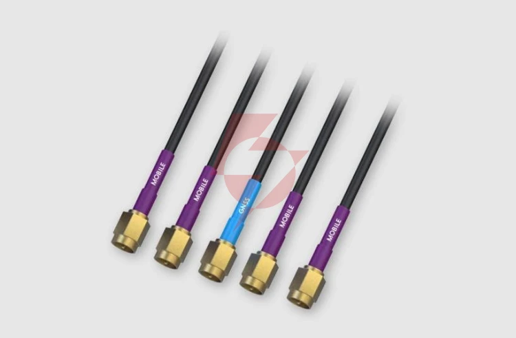Teltonika antena roof sma pr1kcl28 combo quad mobile/gnss