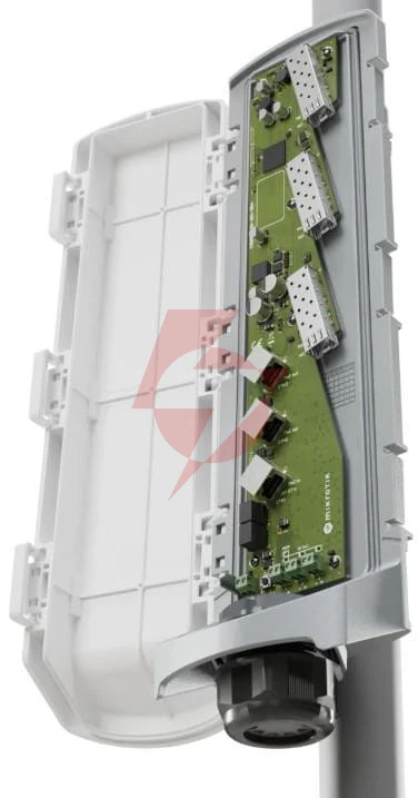 Mikrotik routerboard css606-1g-2gi-3s+out