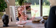 Lusterko do makijażu humanas hs-ml04 z podświetleniem led - różowy